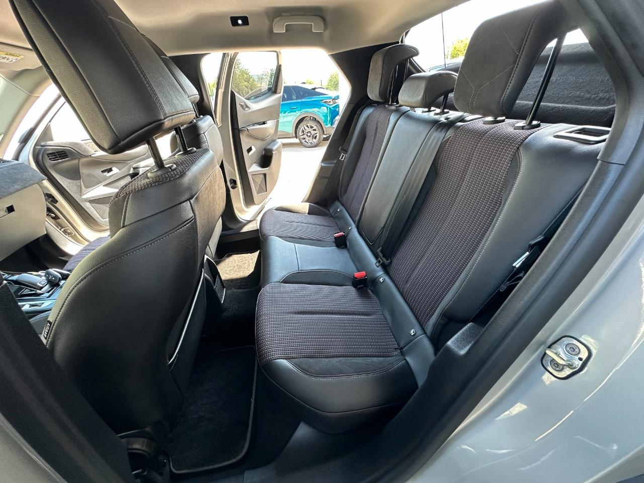 DS DS3 1.5 bluehdi Etoile 130cv auto