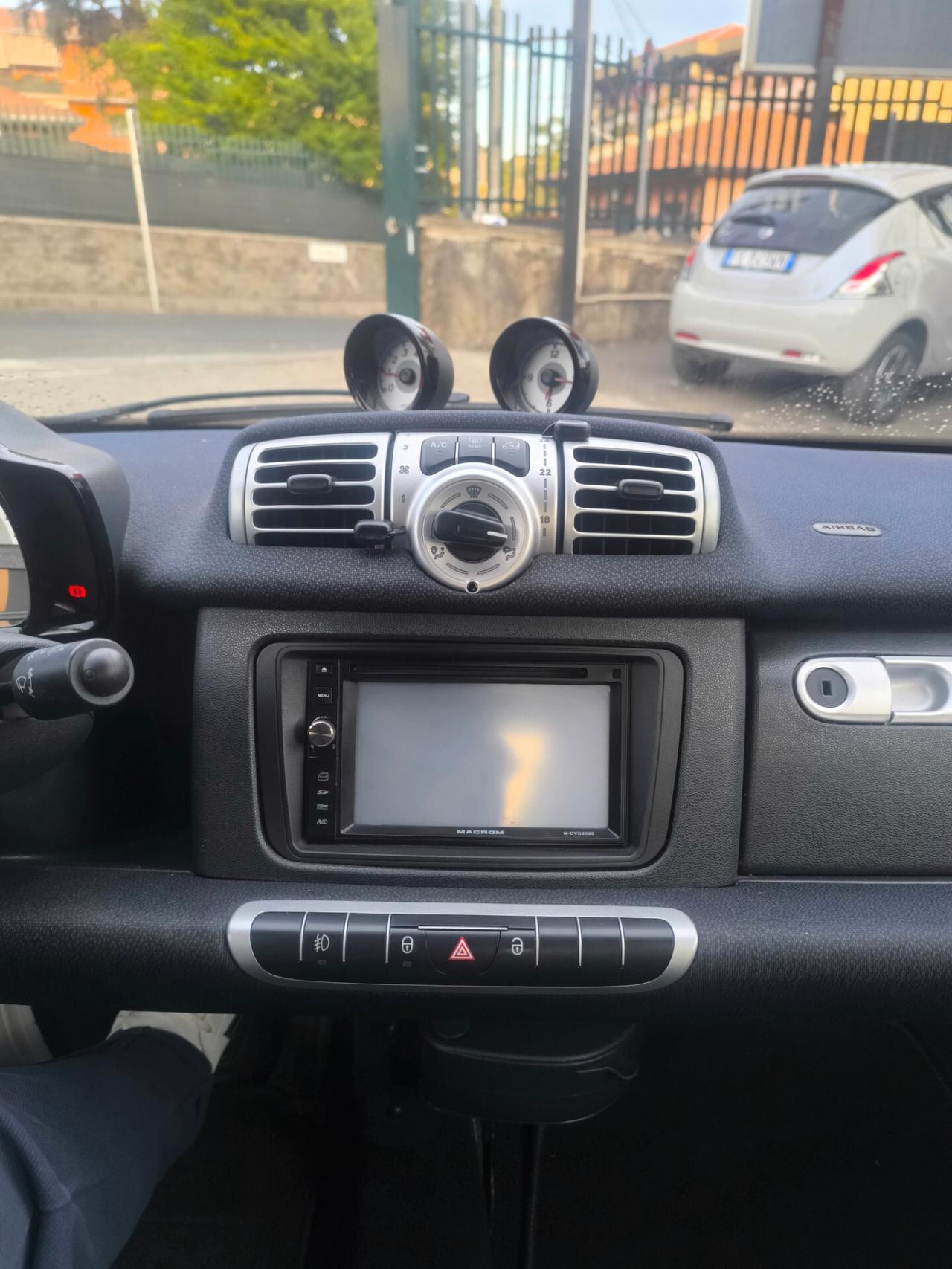 Smart ForTwo 1000 52 kW MHD coupé pulse