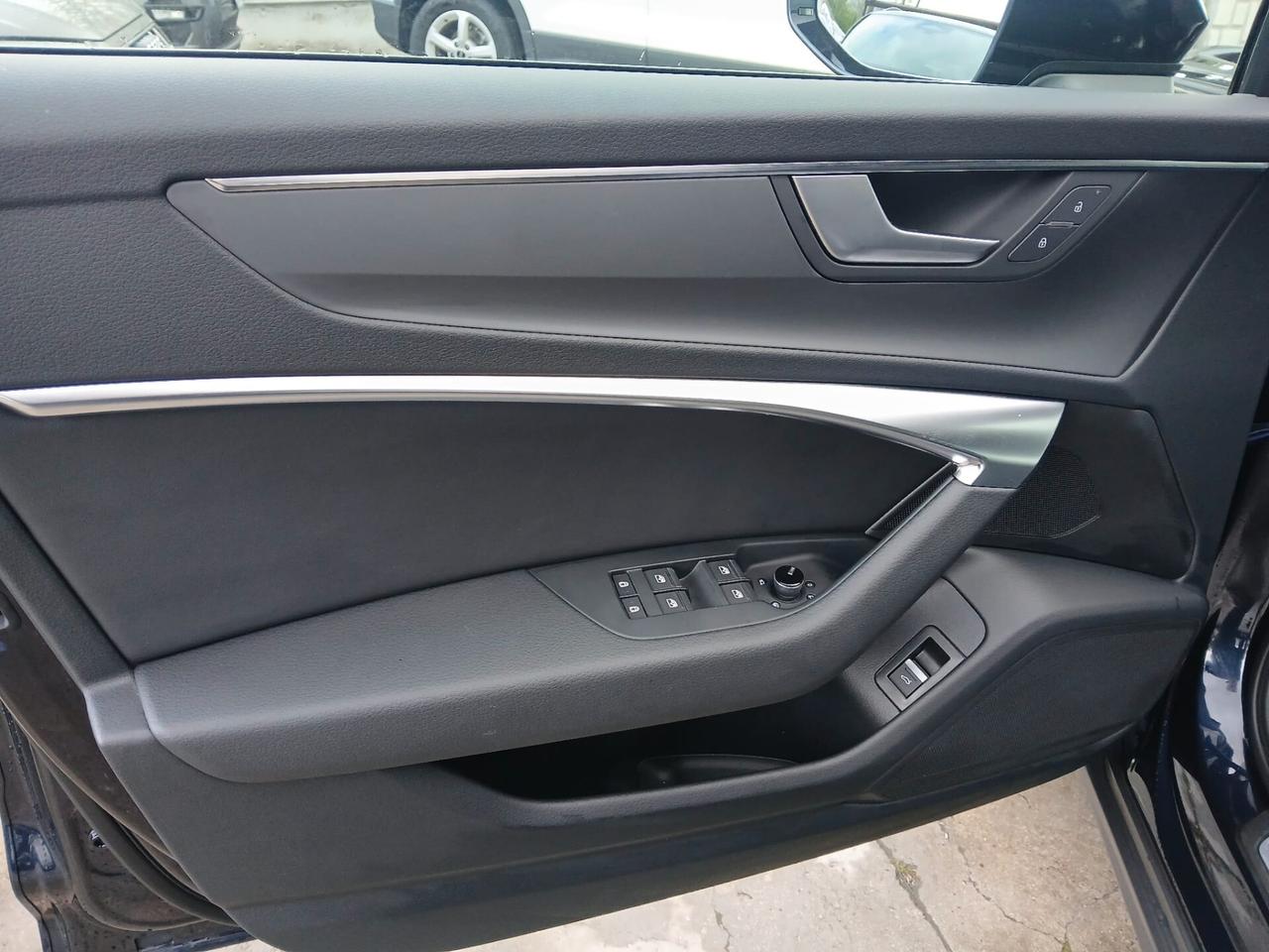 Audi A6 allroad 40 TDI 2.0 quattro S tronic Business Advanced