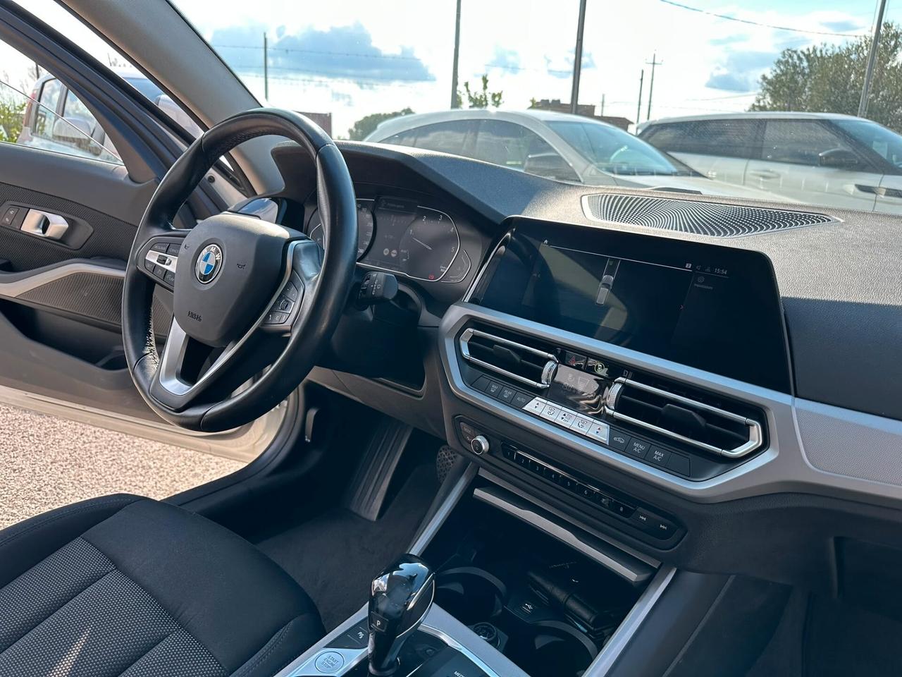 Bmw 318d 48V Touring Business Advantage