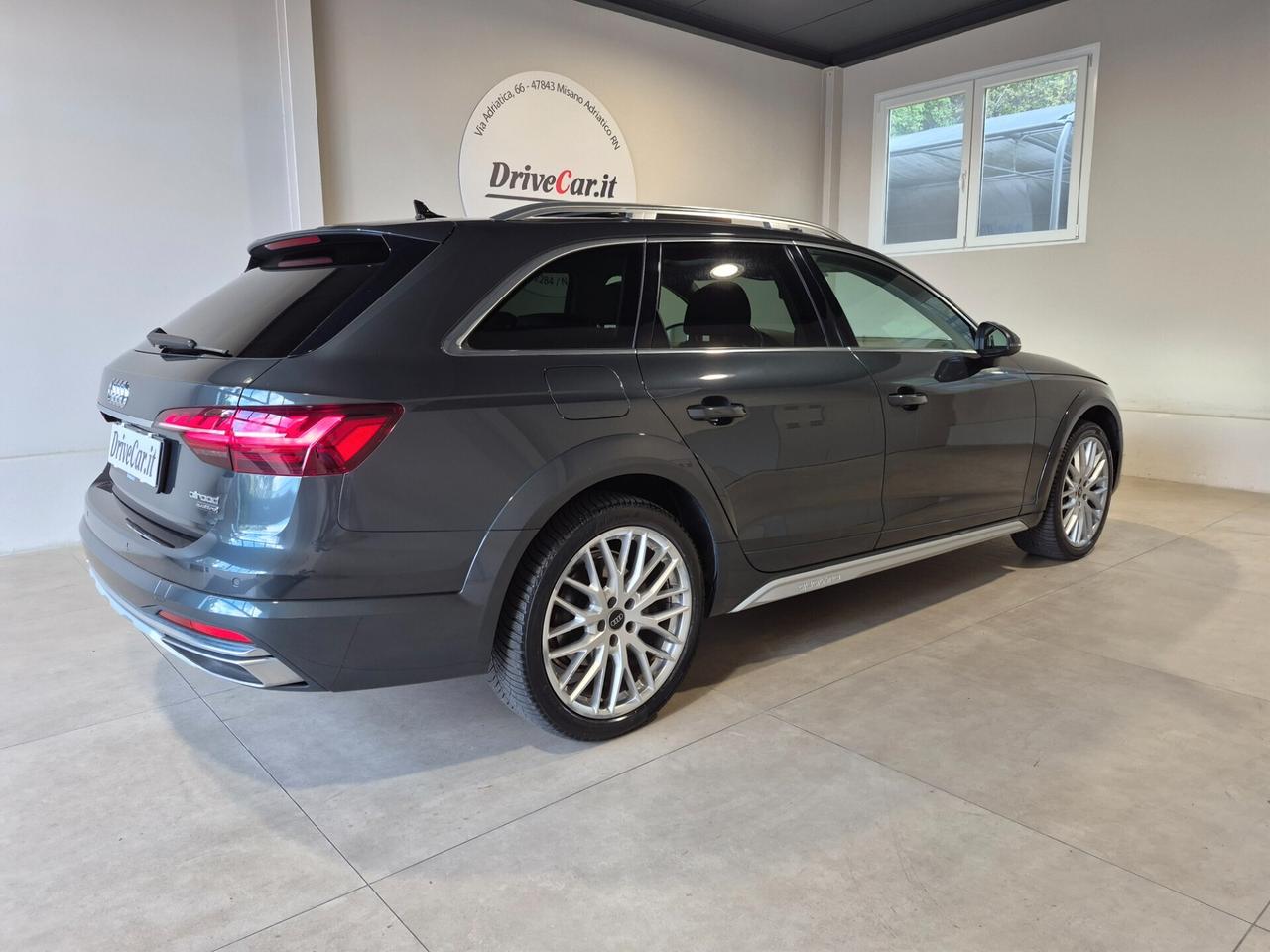 Audi A4 allroad QUATTRO 2.0 TDI/MHEV IDENTITY CONTRAST 204CV S-TRONIC C. SPORT 19" TETTO APRIBILE FARI MATRIX NAVI MMI PLUS ACC RETROCAM.