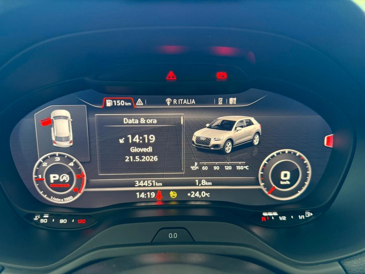 Audi Q2 35 TDI S tronic Identity Black