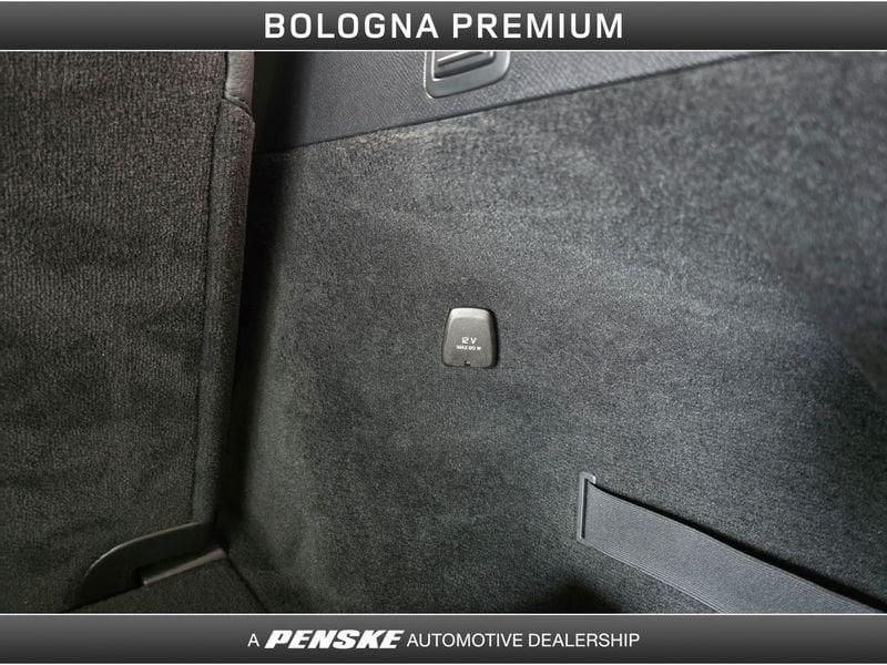 Volvo XC90 B5 (d) AWD automatico 7 posti Plus Bright