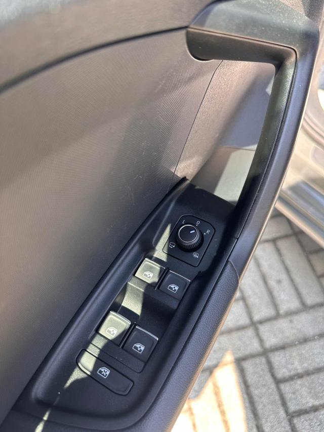 AUDI A1 SPB 35 TFSI S tronic S line edition