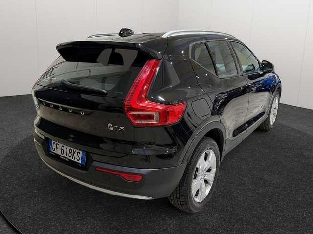 Volvo XC40 1.5 t3 Momentum 163cv auto