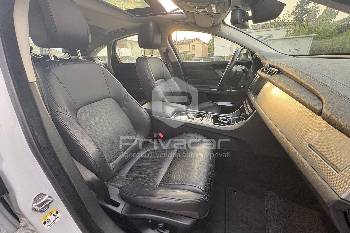 JAGUAR XF 3.0 D V6 300 CV aut. Prestige