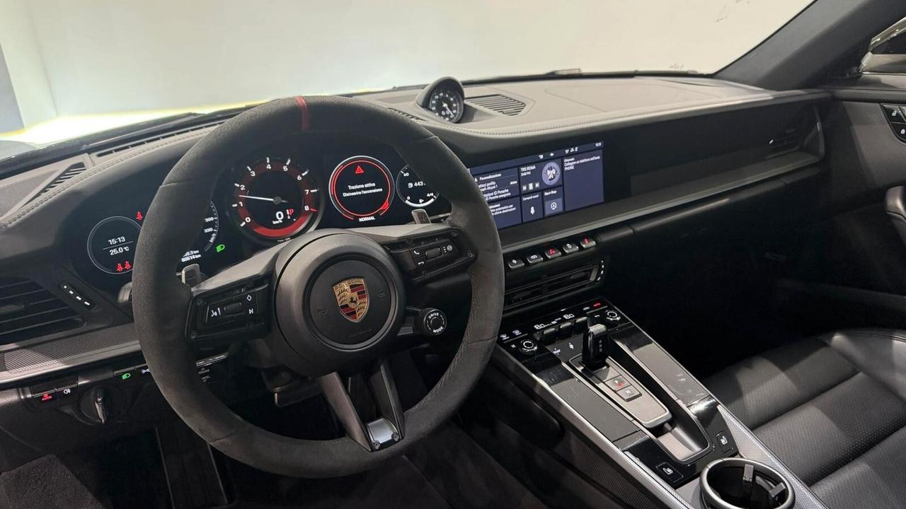 Porsche 911 Carrera