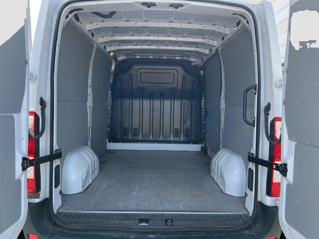RENAULT Master Master T28 2.3 dCi 135 PC-TN Furgone Ice