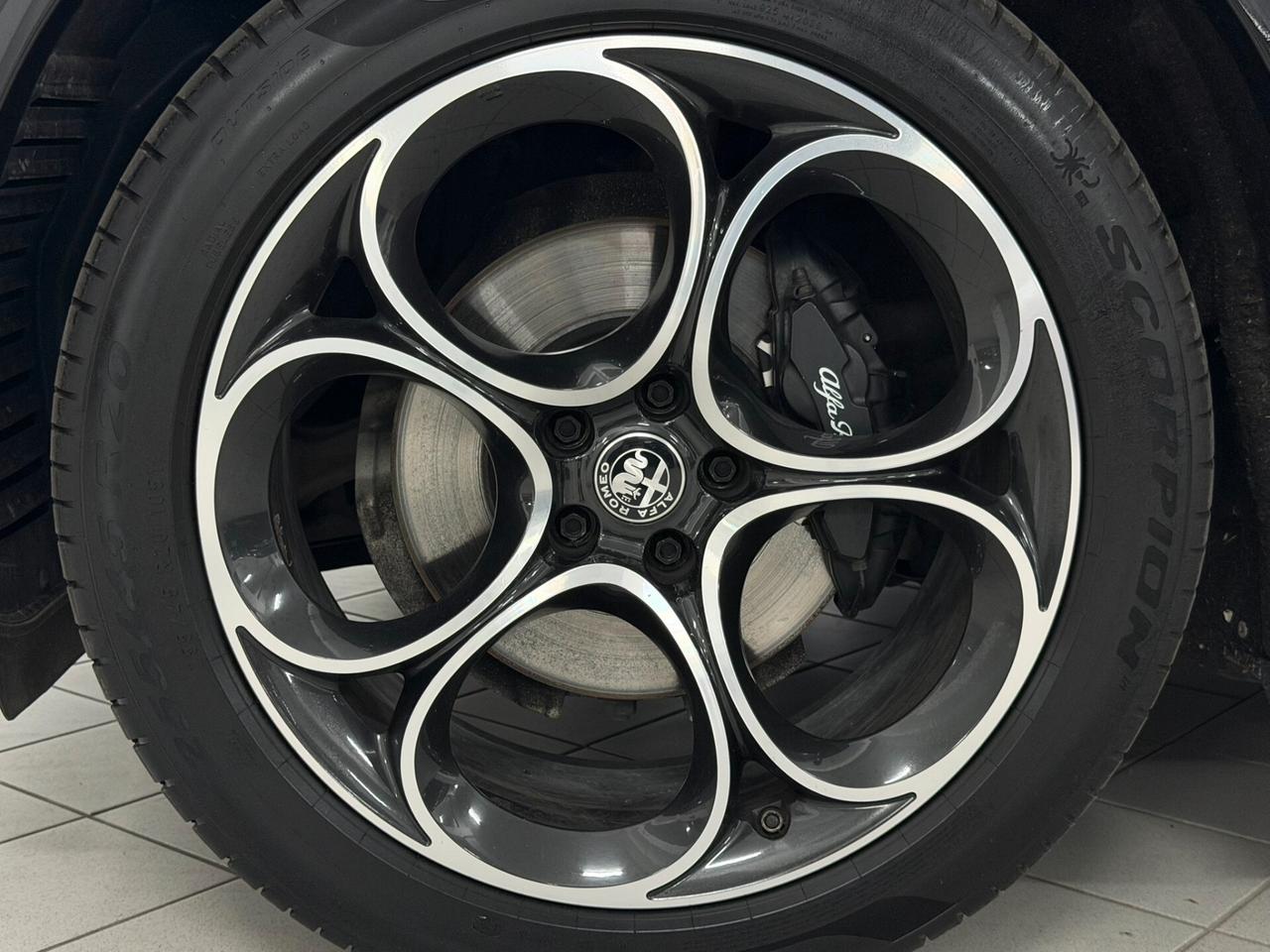 Alfa Romeo Stelvio 2.2 TD 210 CV VELOCE Ti DISTRIBUZIONE OK CARBONIO