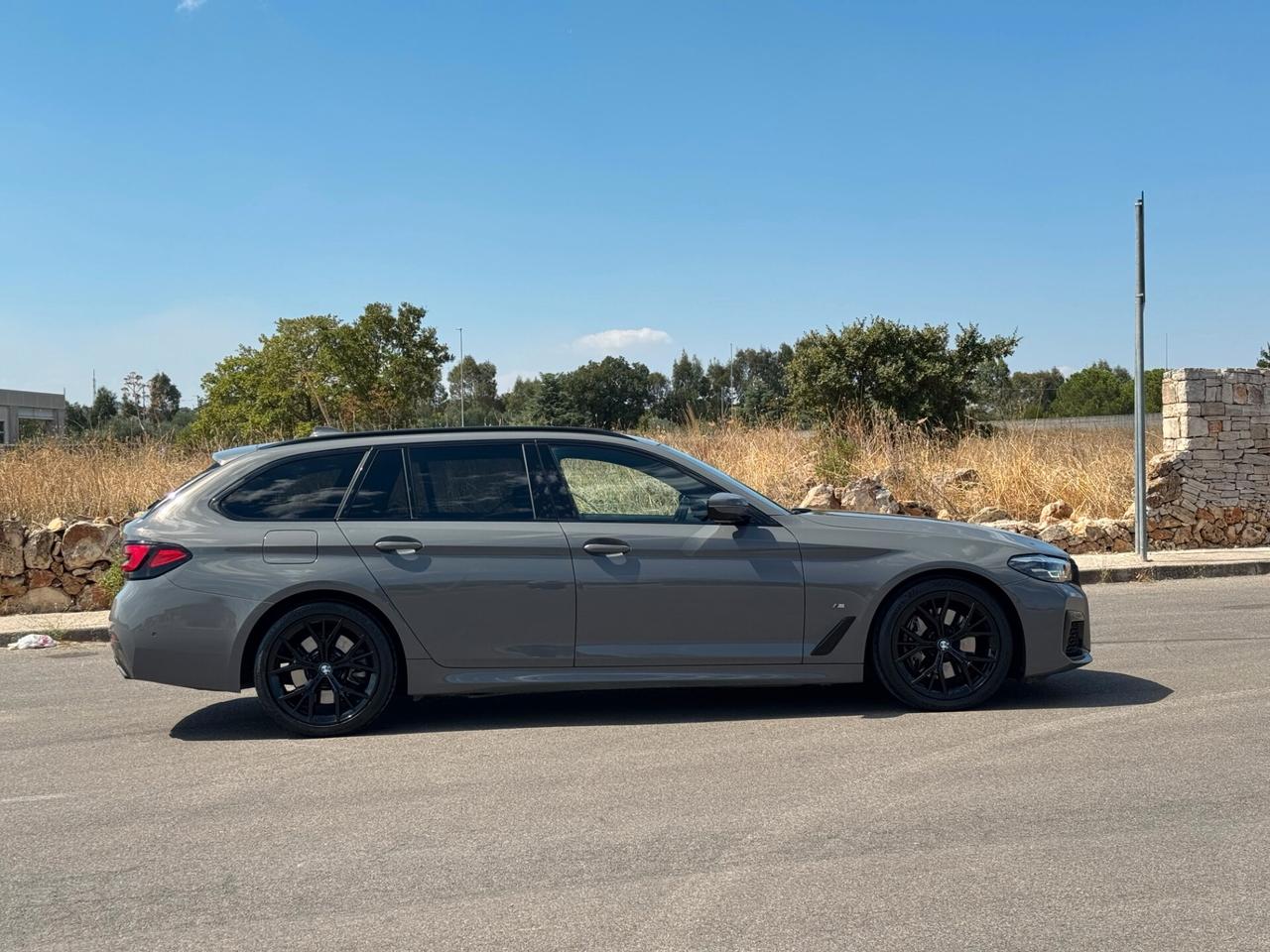 Bmw 530d 48V xDrive Touring Business 3.0 Mhev 249 cv