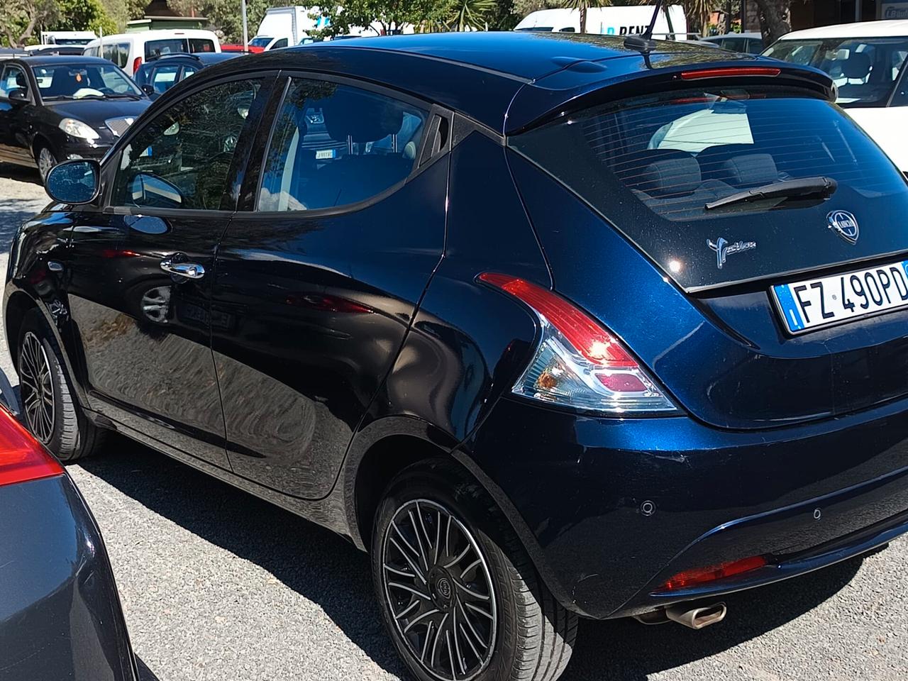 Lancia Ypsilon 2020 - 1.2 BENZINA OK NEOP. LB AUTOMOBILI