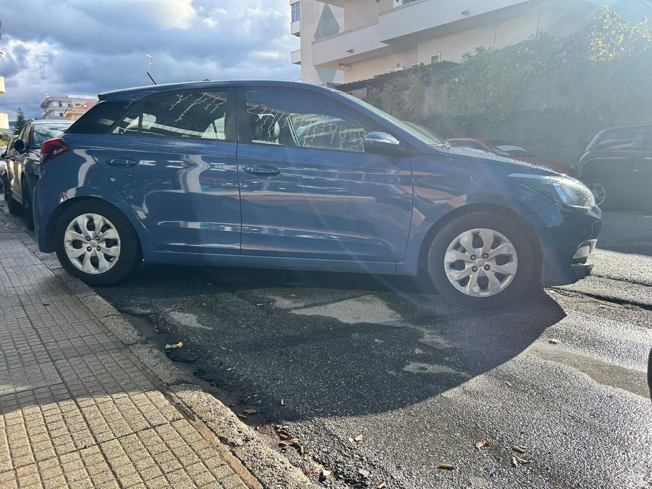 Hyundai i20 1.1 CRDi 12V 5 porte Classic