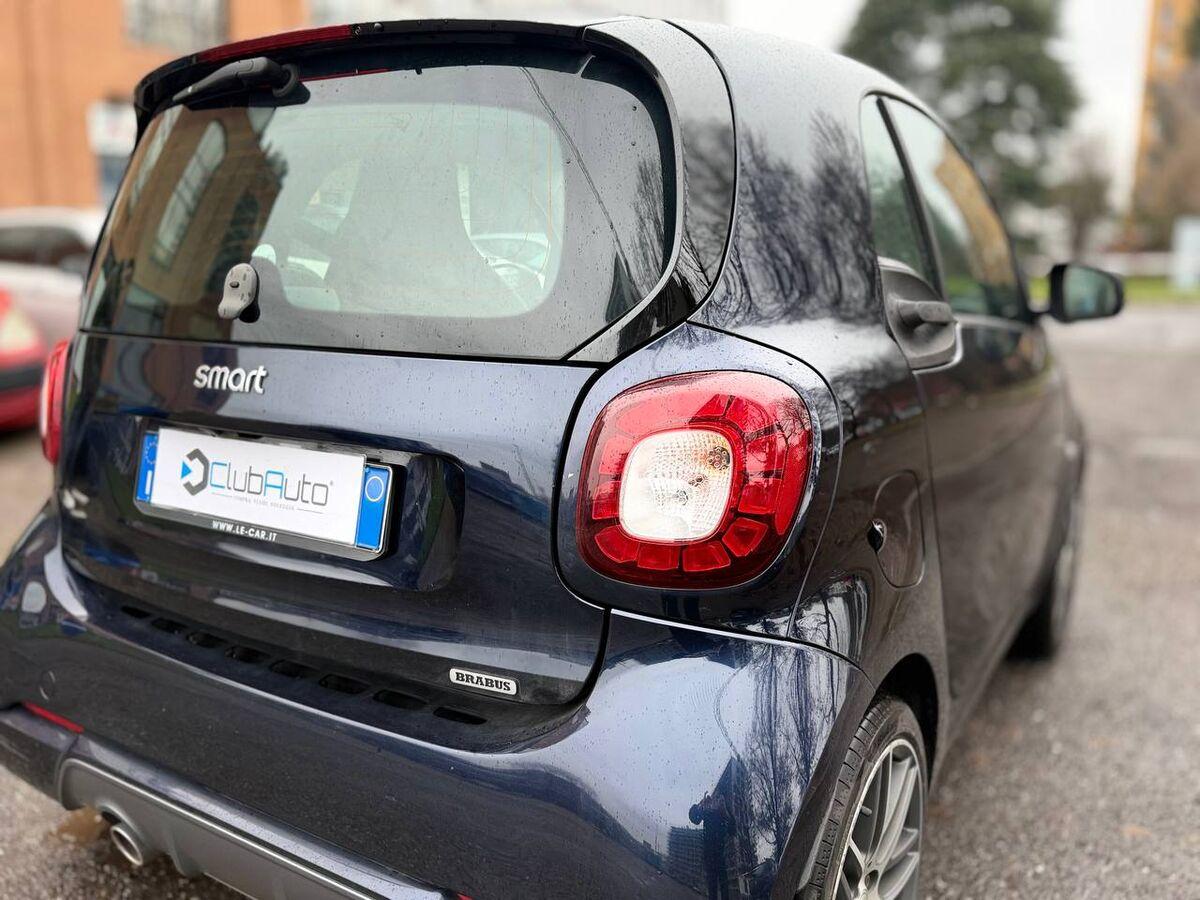 Smart Fortwo 0.9 t Brabus Xclusive 109cv twinamic