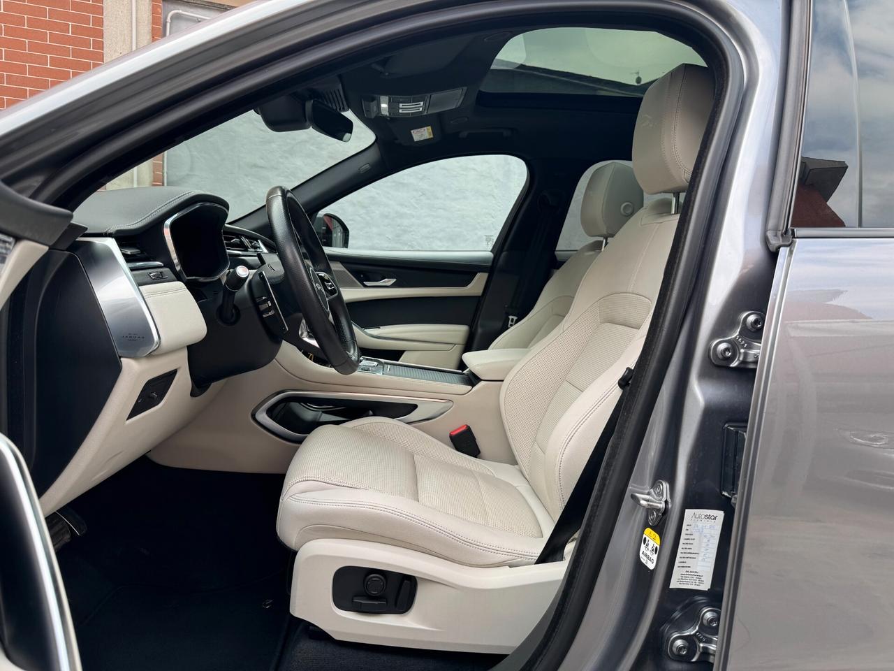 Jaguar F-Pace 2.0 D 204 CV AWD aut. R-Dynamic Black