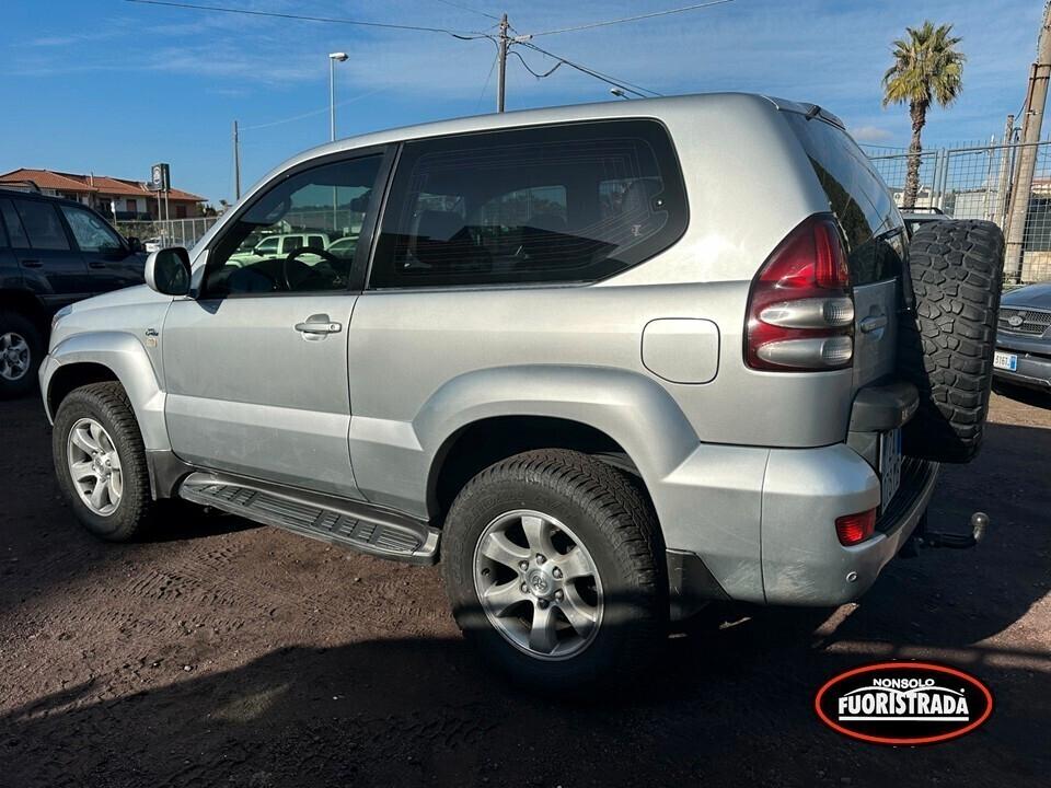 Toyota Land Cruiser 3.0 D-4D 16V cat 3 porte aut. Executive