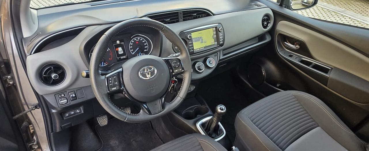 Toyota Yaris 1.0 72 CV 5 porte Cool