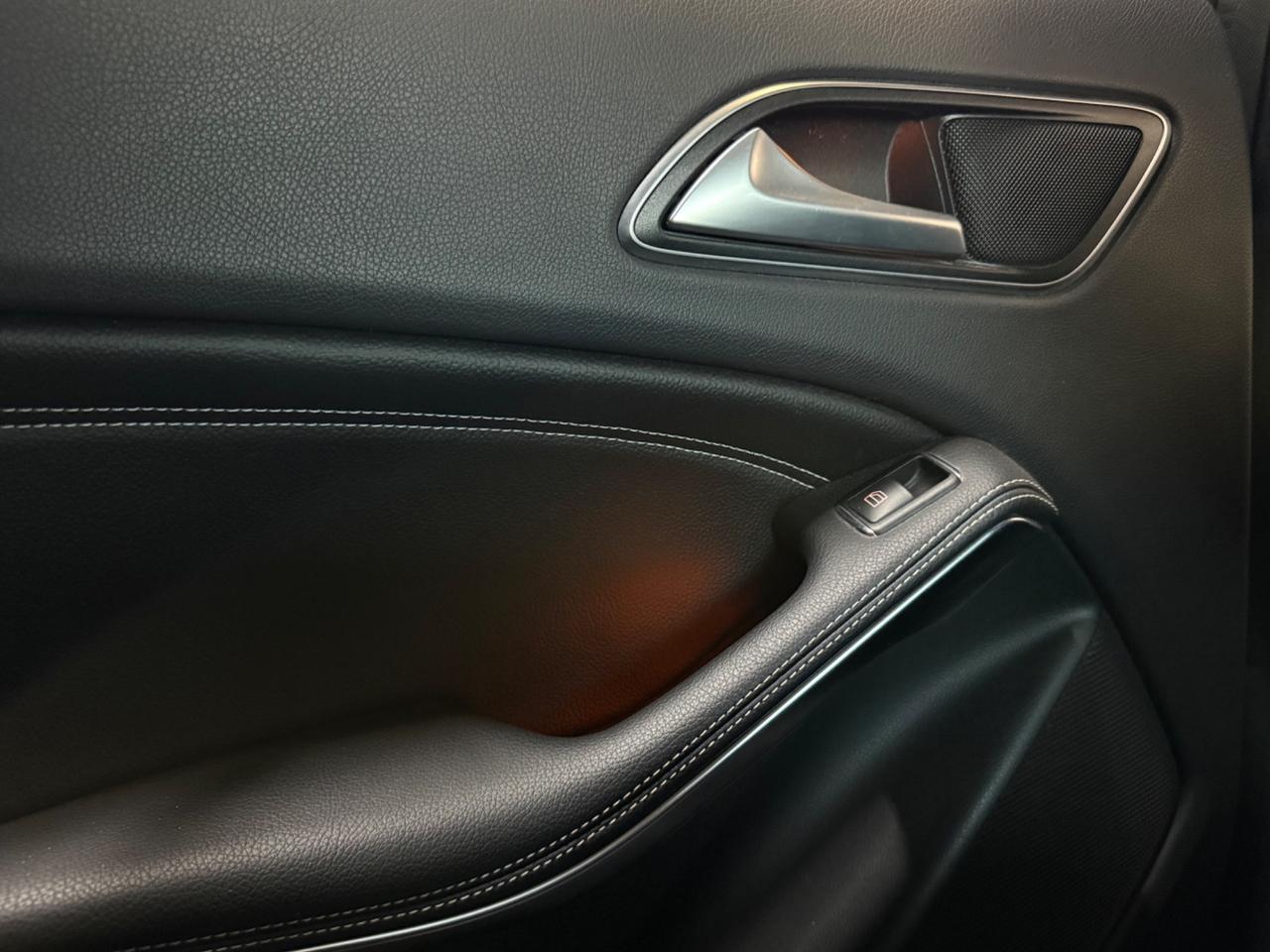 Mercedes-benz GLA 200 d Automatic Premium