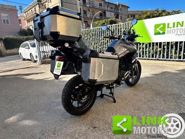 TRIUMPH Tiger 850 Sport .