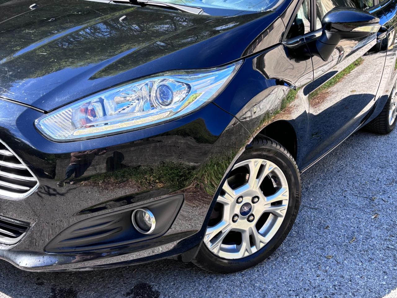 Ford Fiesta 1.0 EcoBoost 100CV 3 porte Black & White Edition