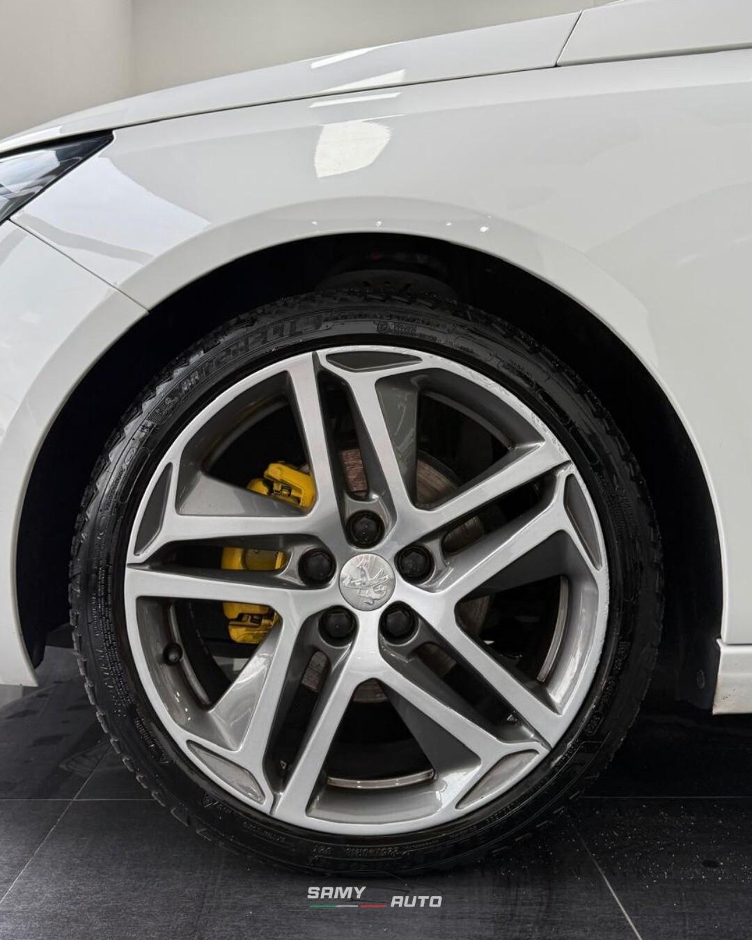 Peugeot 308 1.6 e-HDi 115 CV