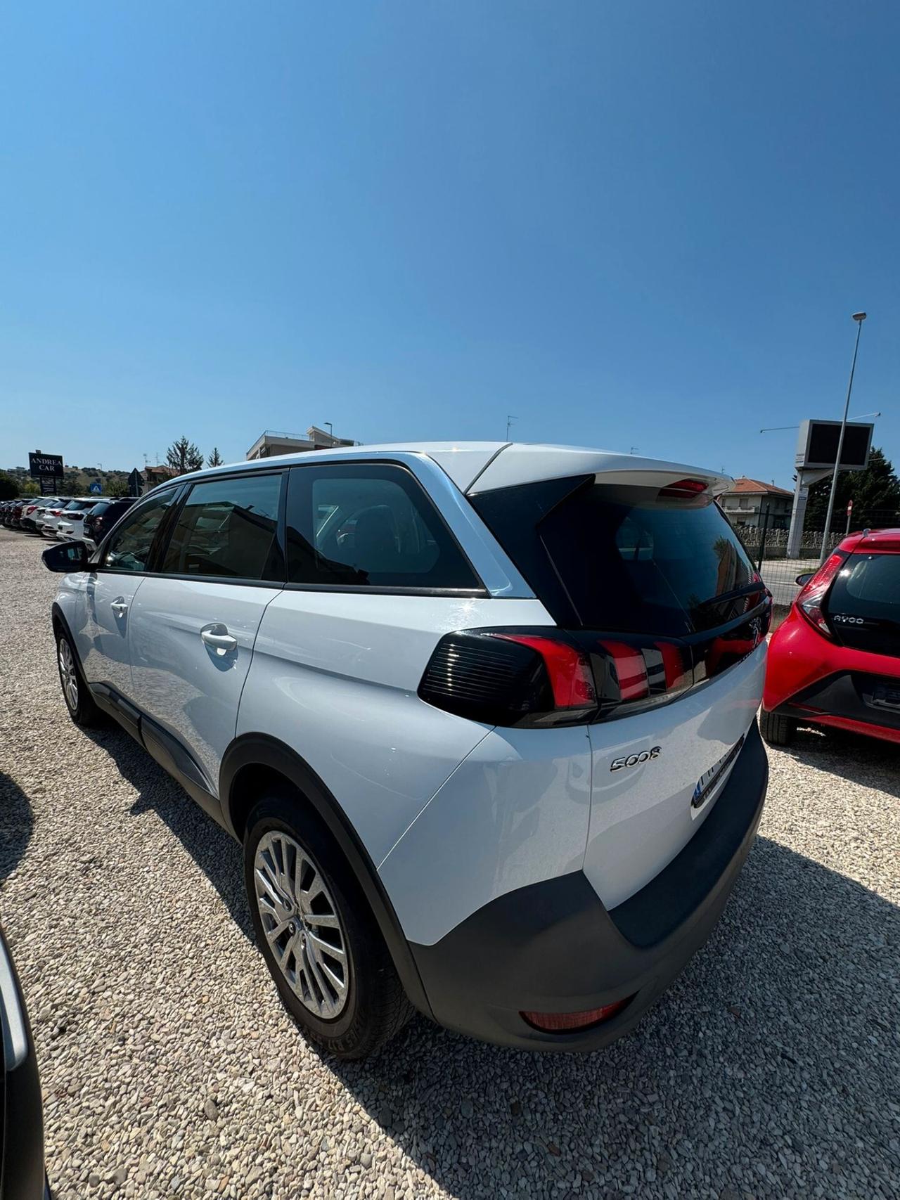 Peugeot 5008 PureTech Turbo 130 S&S Allure