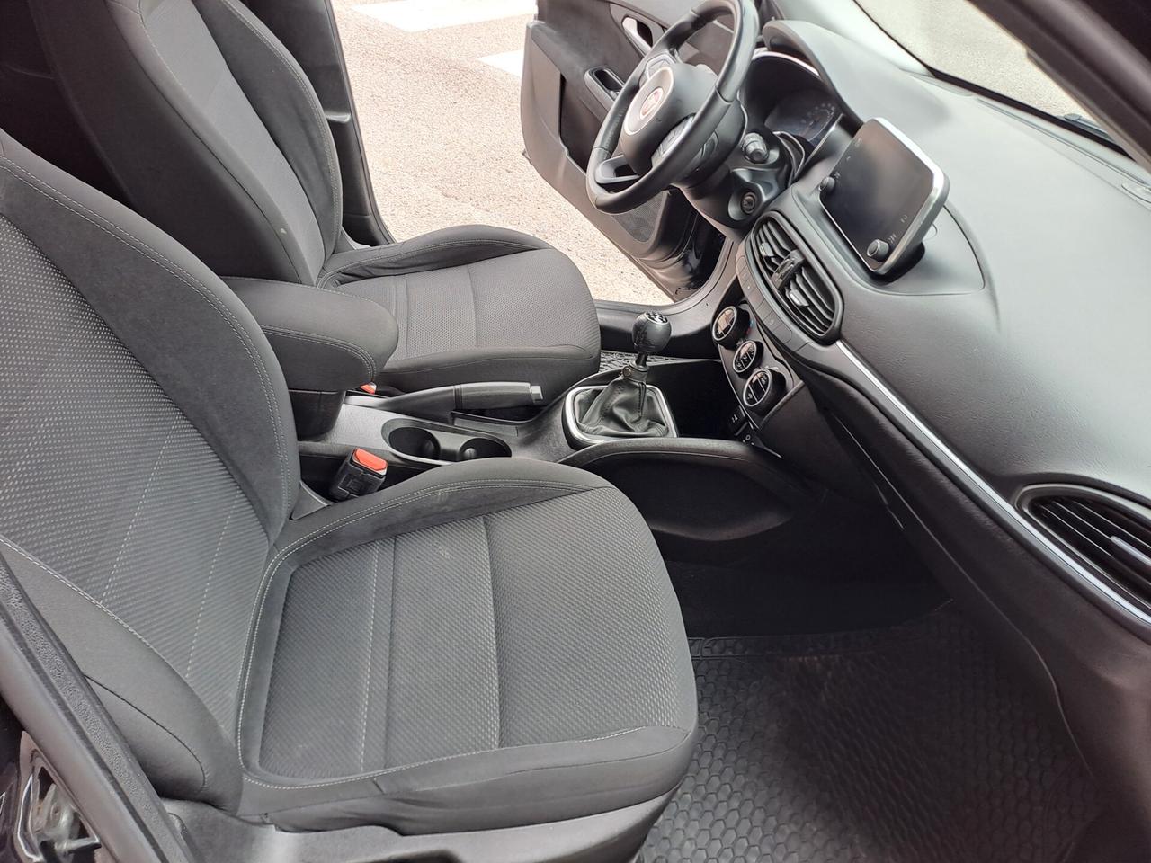 Fiat Tipo 1.6 Mjt S&S SW Lounge