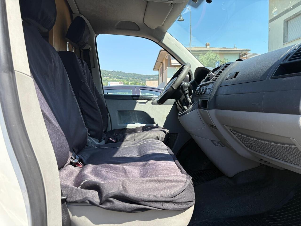 VOLKSWAGEN TRANSPORTER 2.0 TDi 4MOTION CAMPERIZZAT