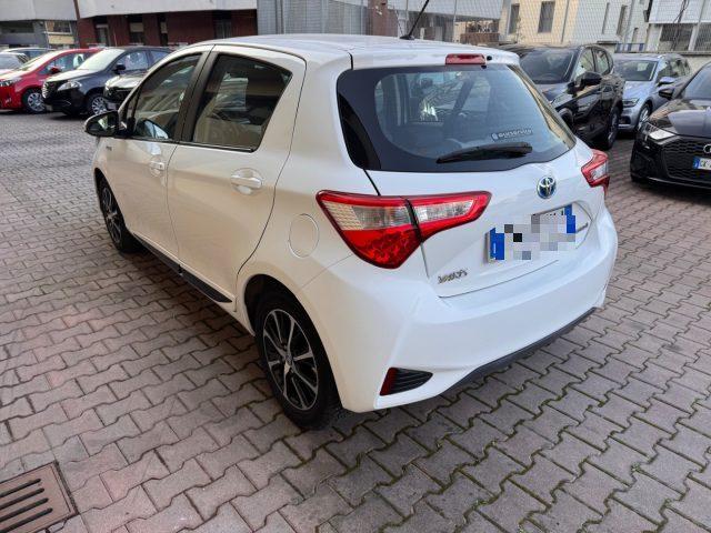 TOYOTA Yaris 1.5 5 porte Active