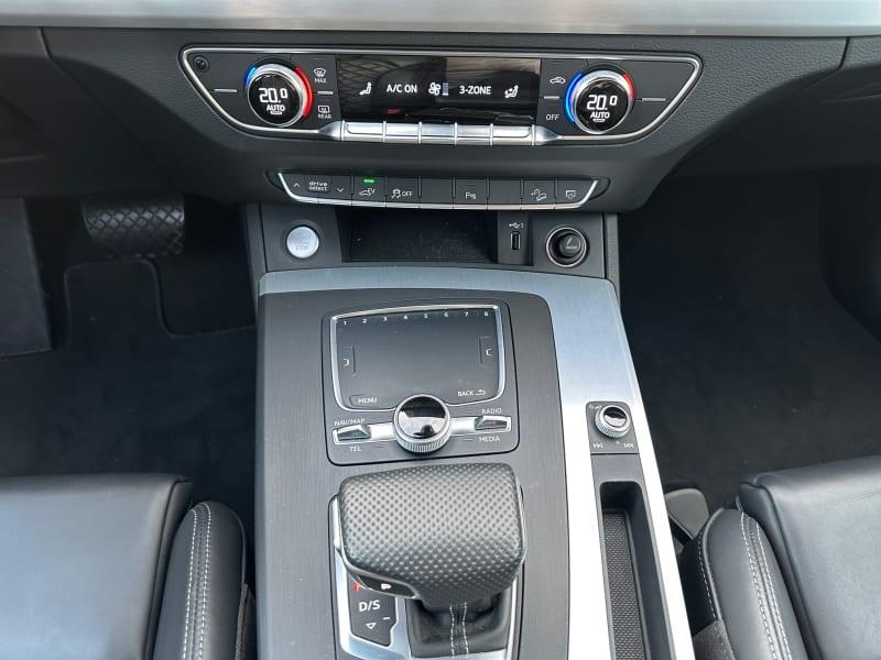 AUDI Q5 55 2.0 TFSI E QUATTRO S-TRONIC