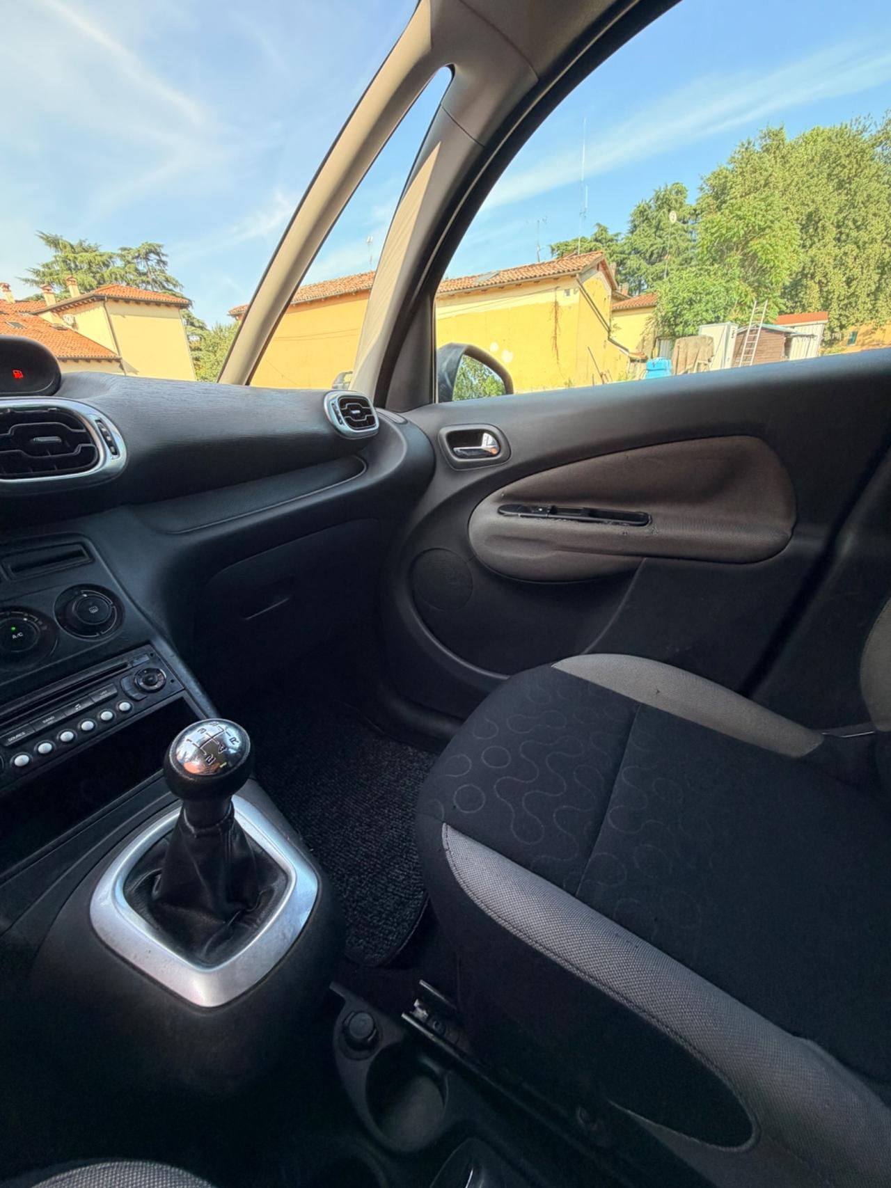 Citroen C3 Picasso 1.6 HDi 90 airdream Ideal totalmente rifatta