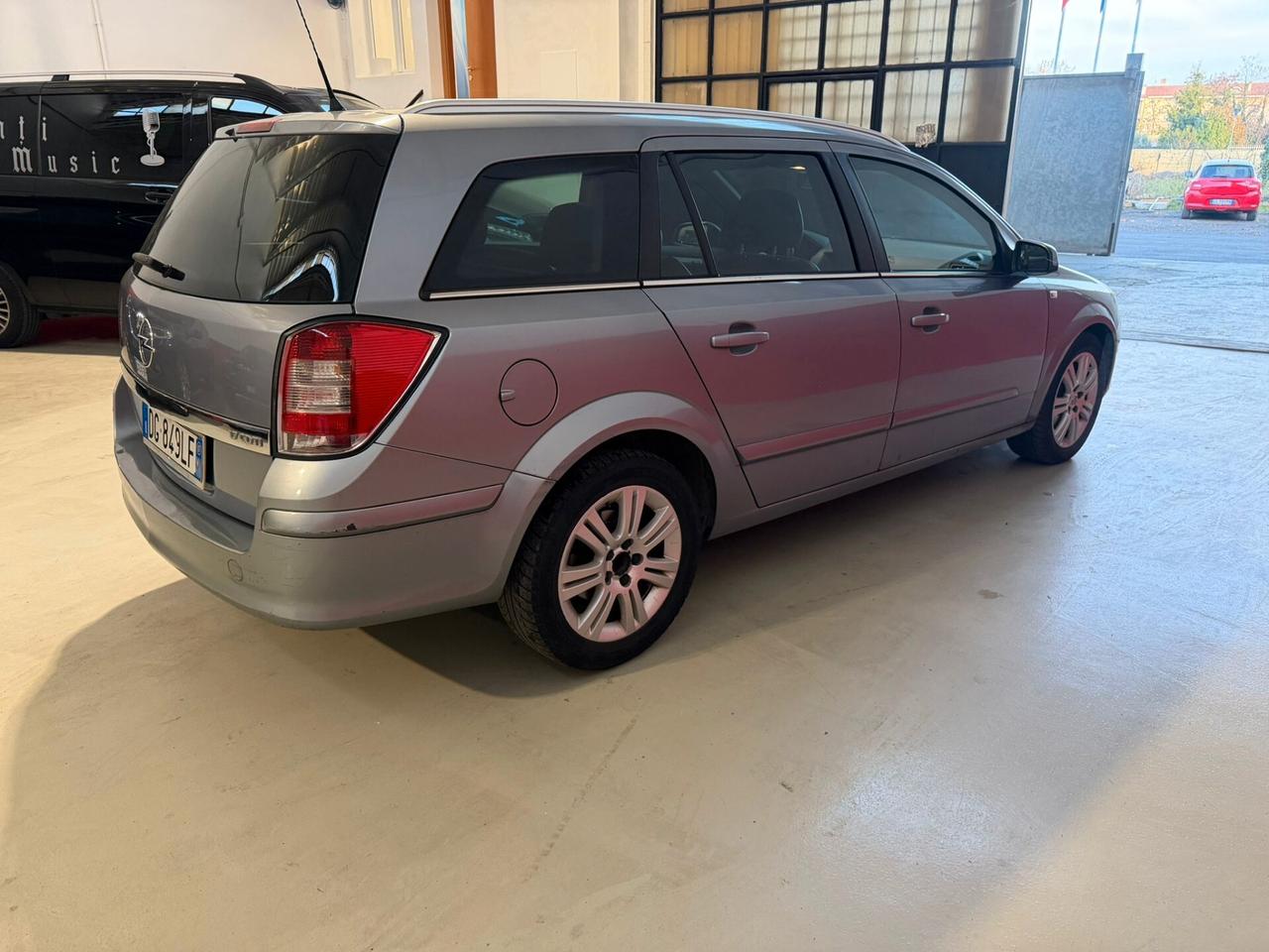 Opel Astra 1.7 CDTI 101CV 5 porte Enjoy