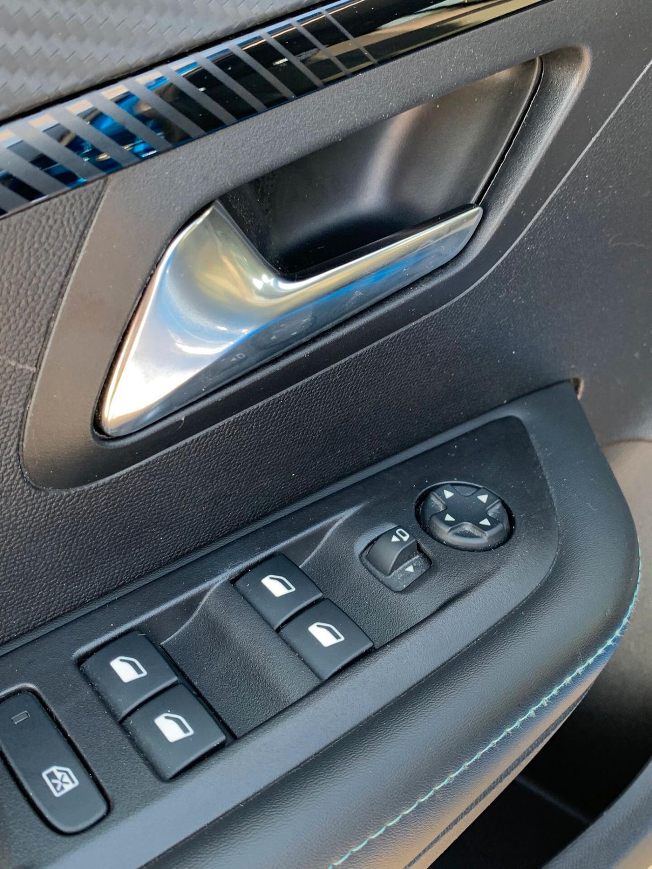 Peugeot 208 BlueHDi 100 Stop&Start 5 porte Allure Pack
