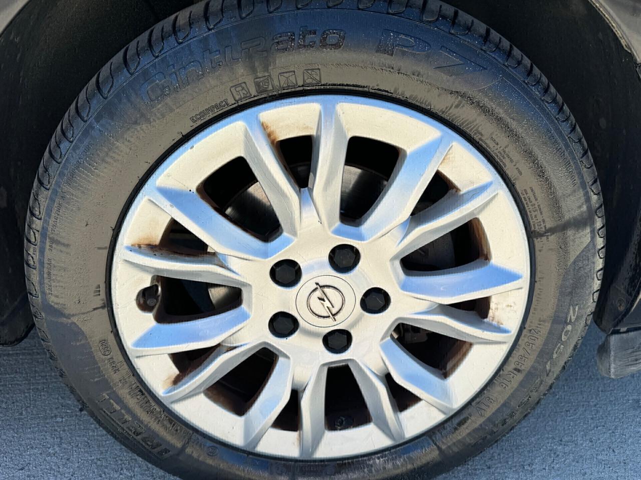 Opel Astra GTC 1.7 CDTI 110CV ecoFLEX 3P. 2009