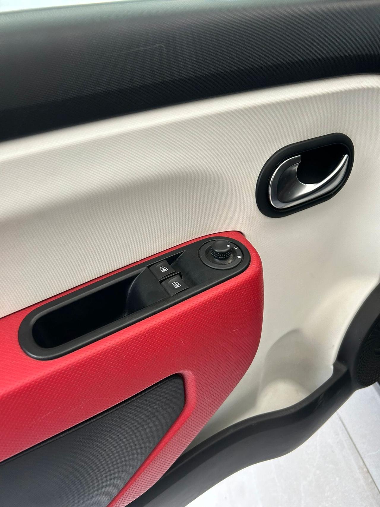 Renault Twingo SCe 1.0 benz 70 cv Stop&Start