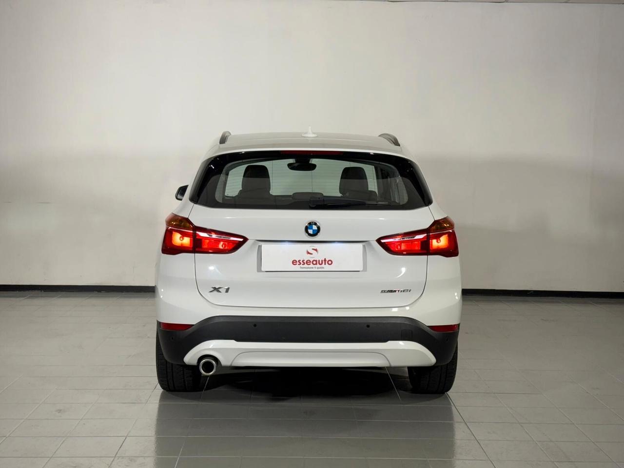 Bmw X1 sDrive18i Advantage