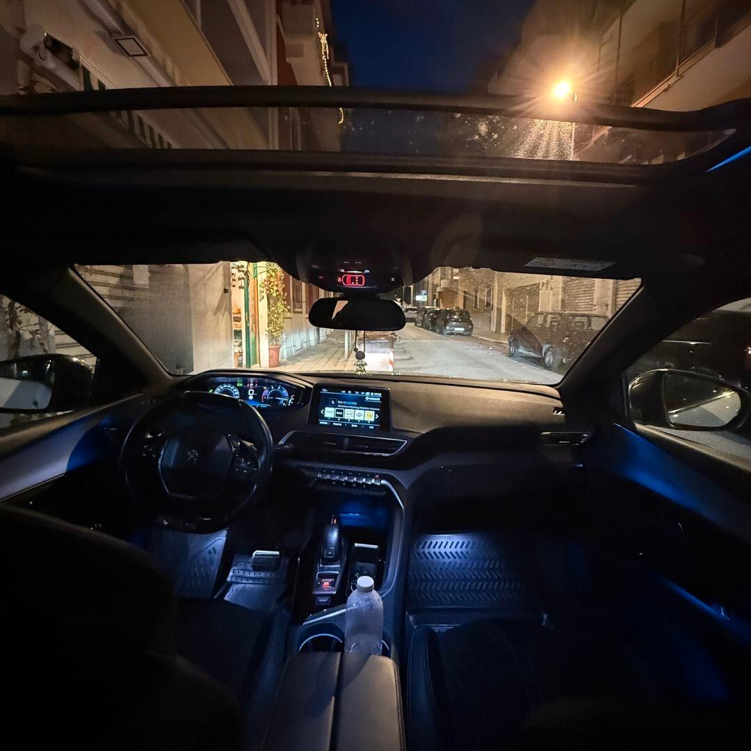 Peugeot 3008 GT **FULL OPTIONAL**