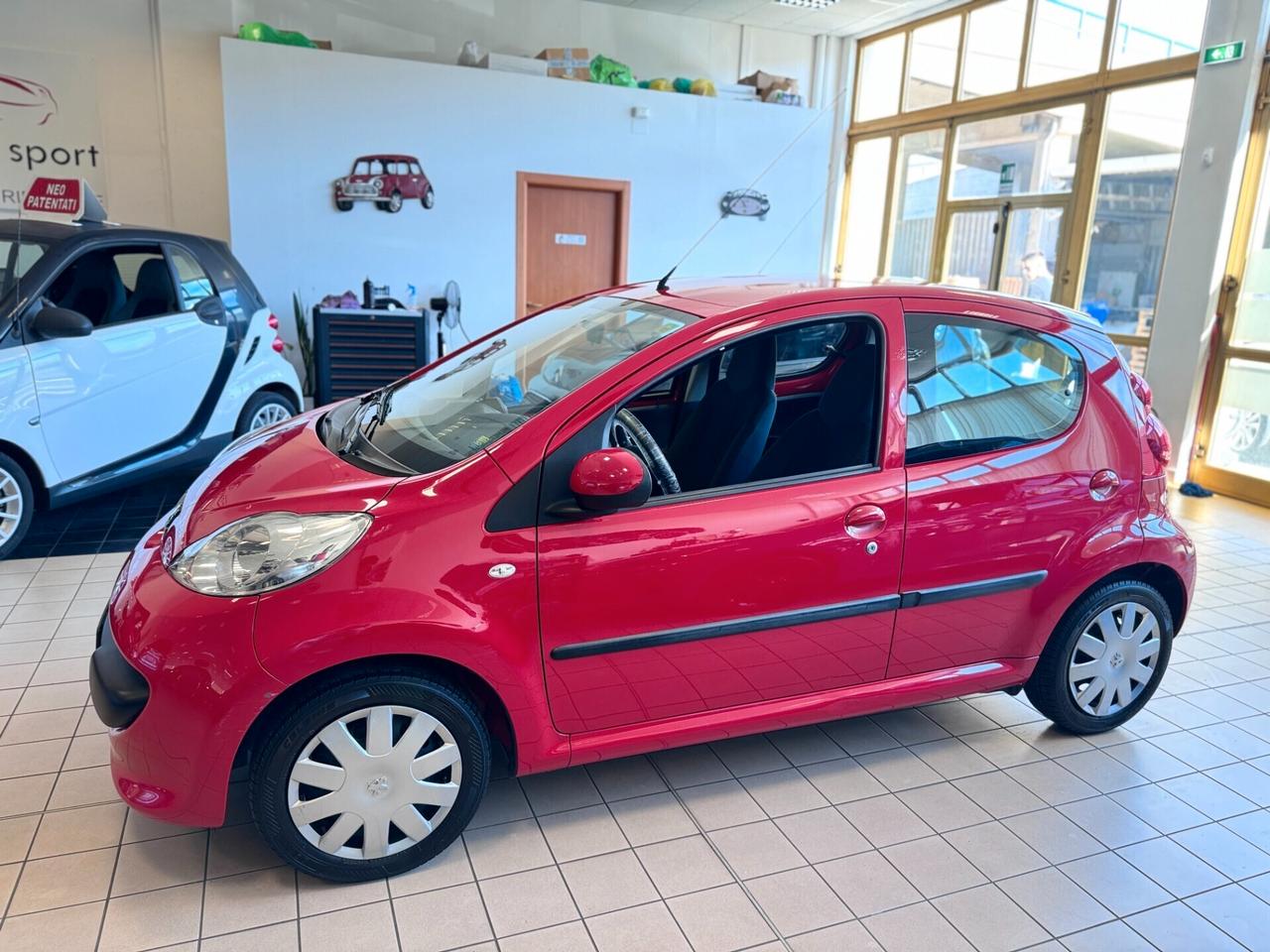 Peugeot 107 1.0 68CV 5p. Desir