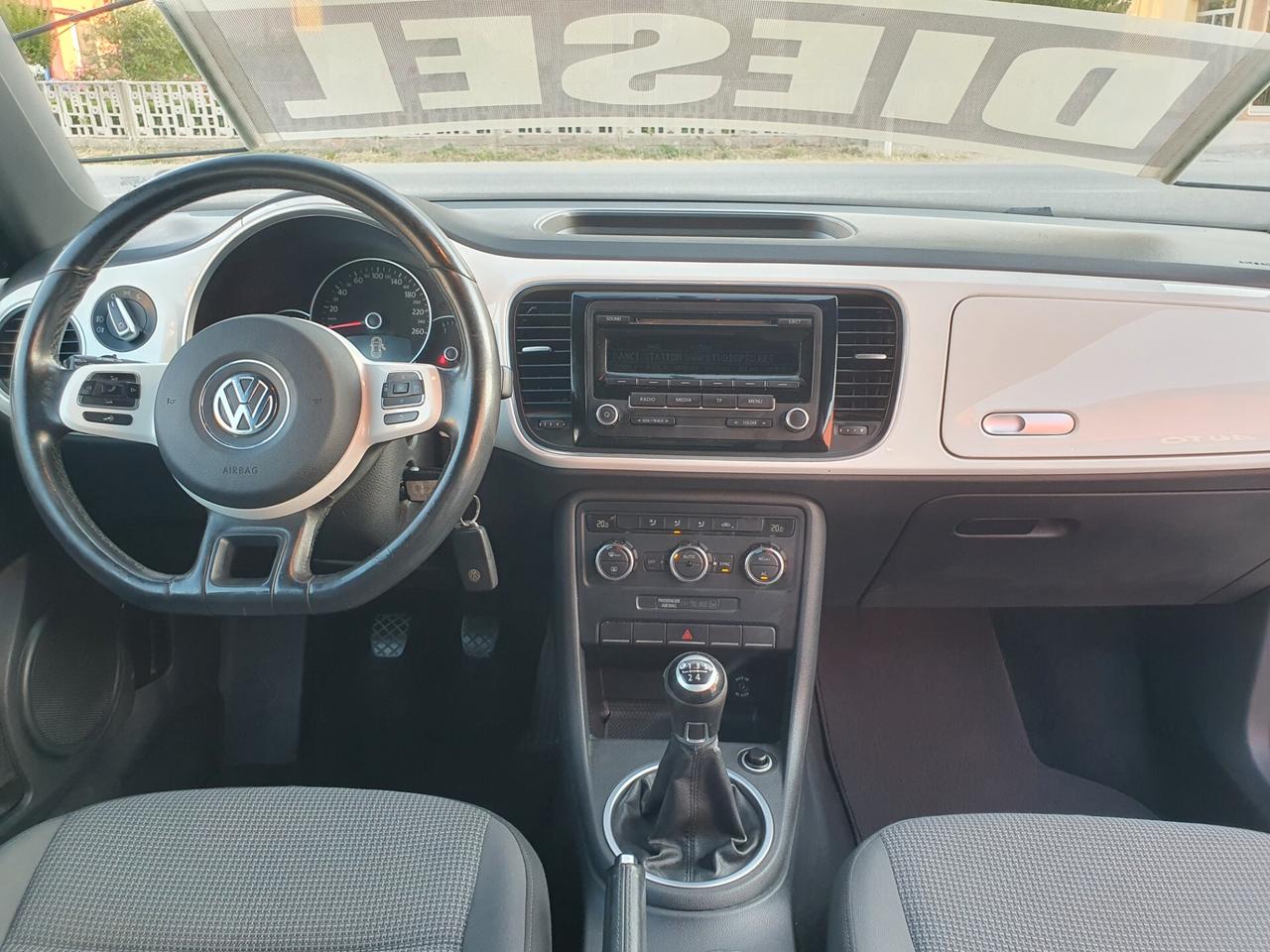 Volkswagen Maggiolino 1.6 TDI 105cv Neopatent 2012