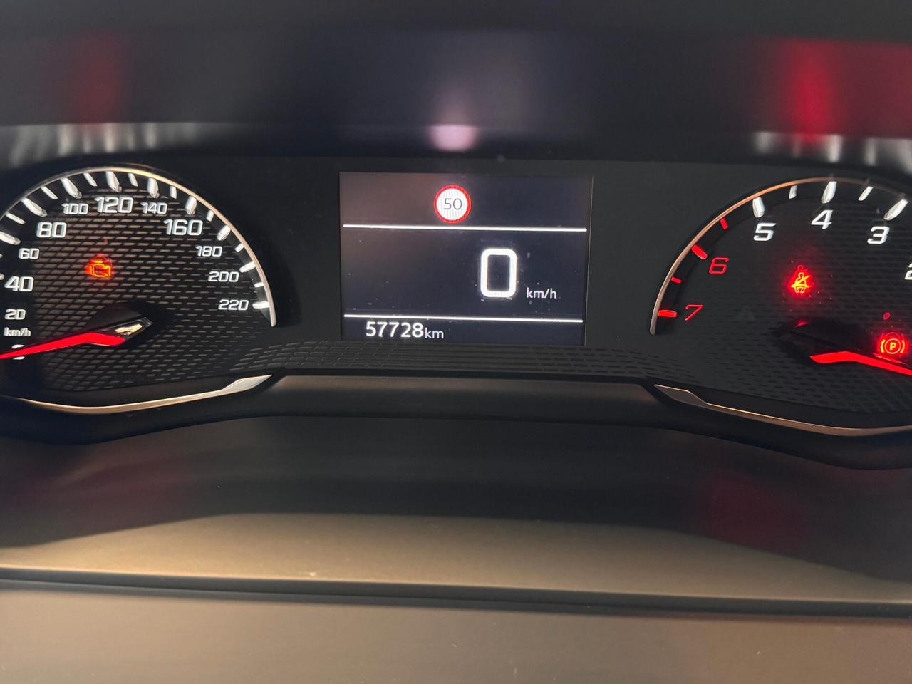 Peugeot 2008 PureTech STYLE
