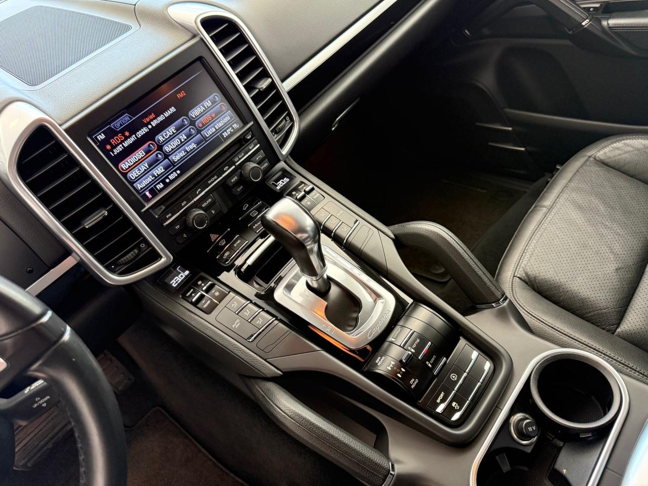 Porsche Cayenne 3.0 DIESEL 245cv TIPTRONIC PERFETTA