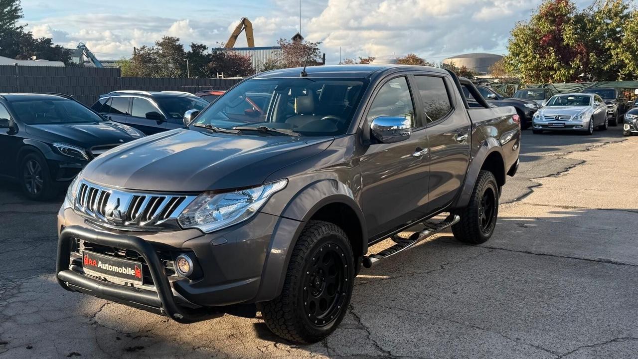 Mitsubishi L200 Plus, cabina doppia 4WD