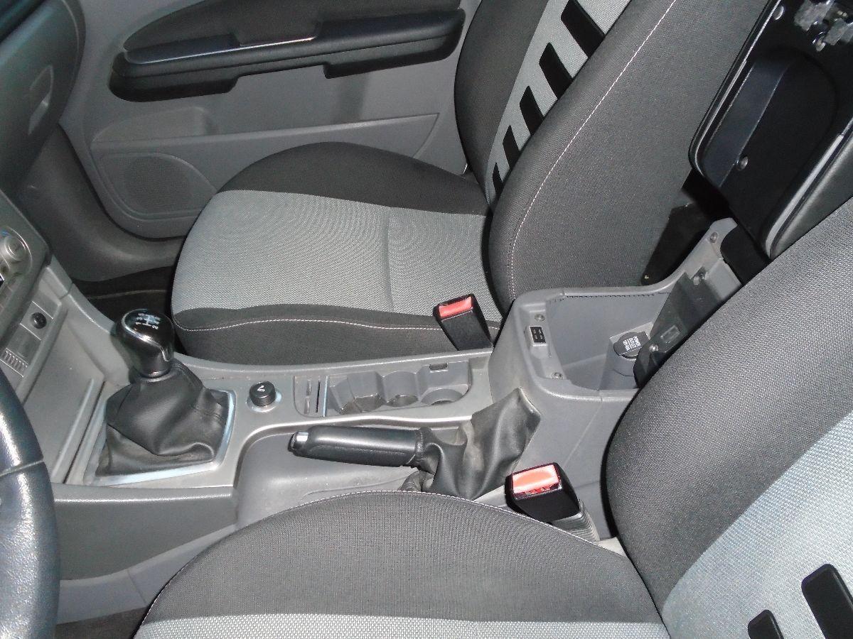 Focus SW'11 UNICO PROP. OK NEOP.