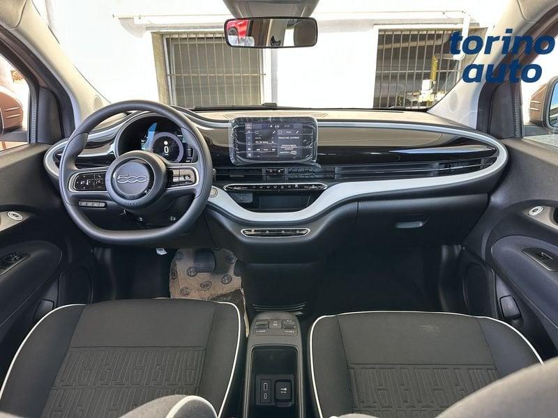 FIAT 500 Action Berlina