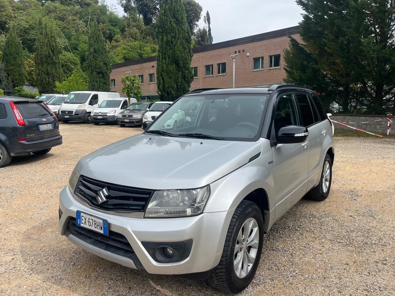 Suzuki Grand Vitara 1.9 DDiS 5 porte Evolution Plus (Gancio di Traino )
