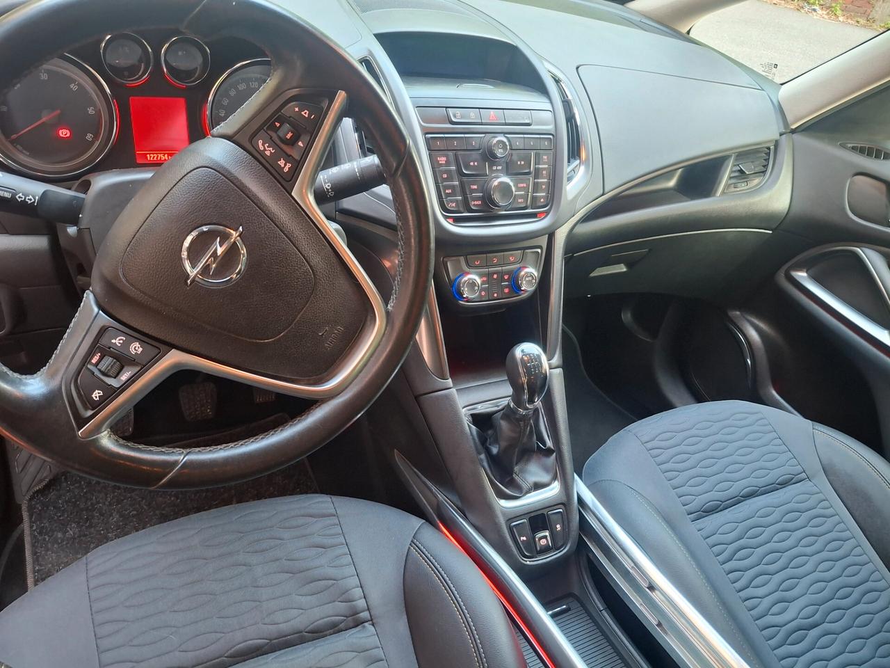 Opel Zafira Tourer 2.0 CDTi 130CV Cosmo-7 POSTI-