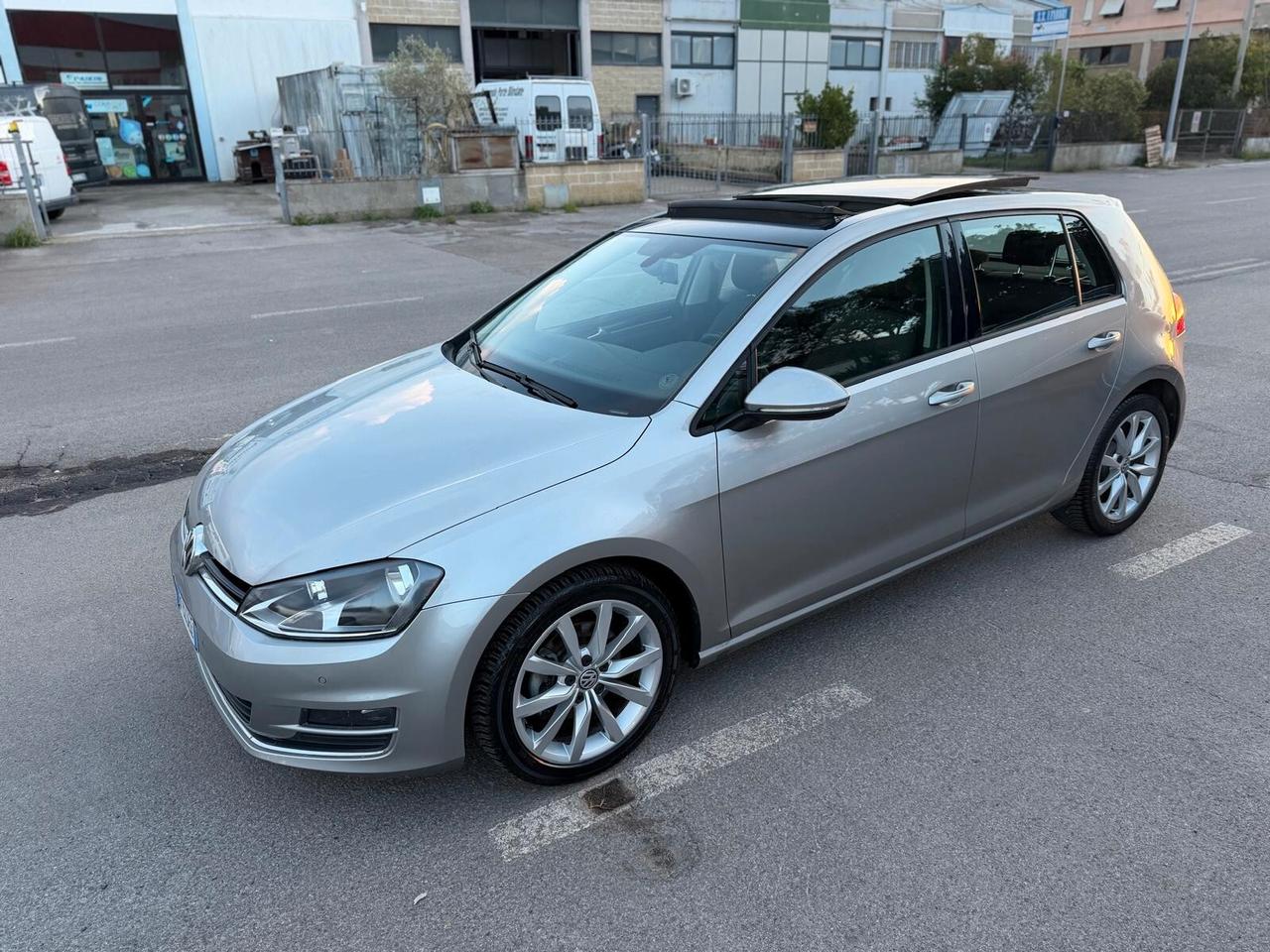 Volkswagen Golf 2.0 TDI 5p. 4MOTION Highline BlueMotion Technology