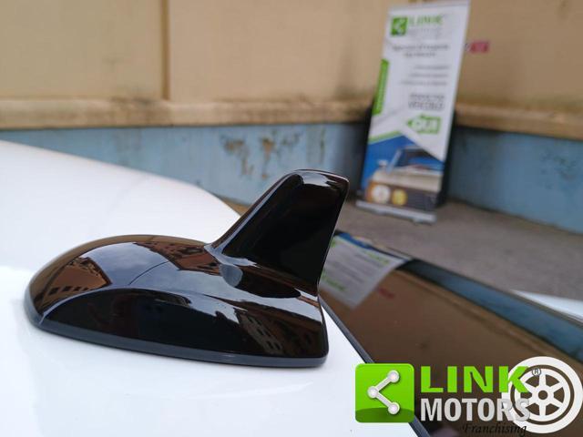 MERCEDES-BENZ CLA 200 d Automatic Premium