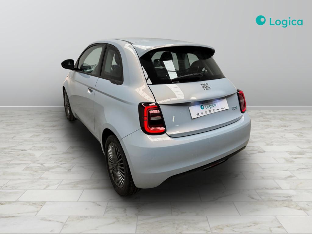 FIAT 500e - 500e 42 kWh Icon