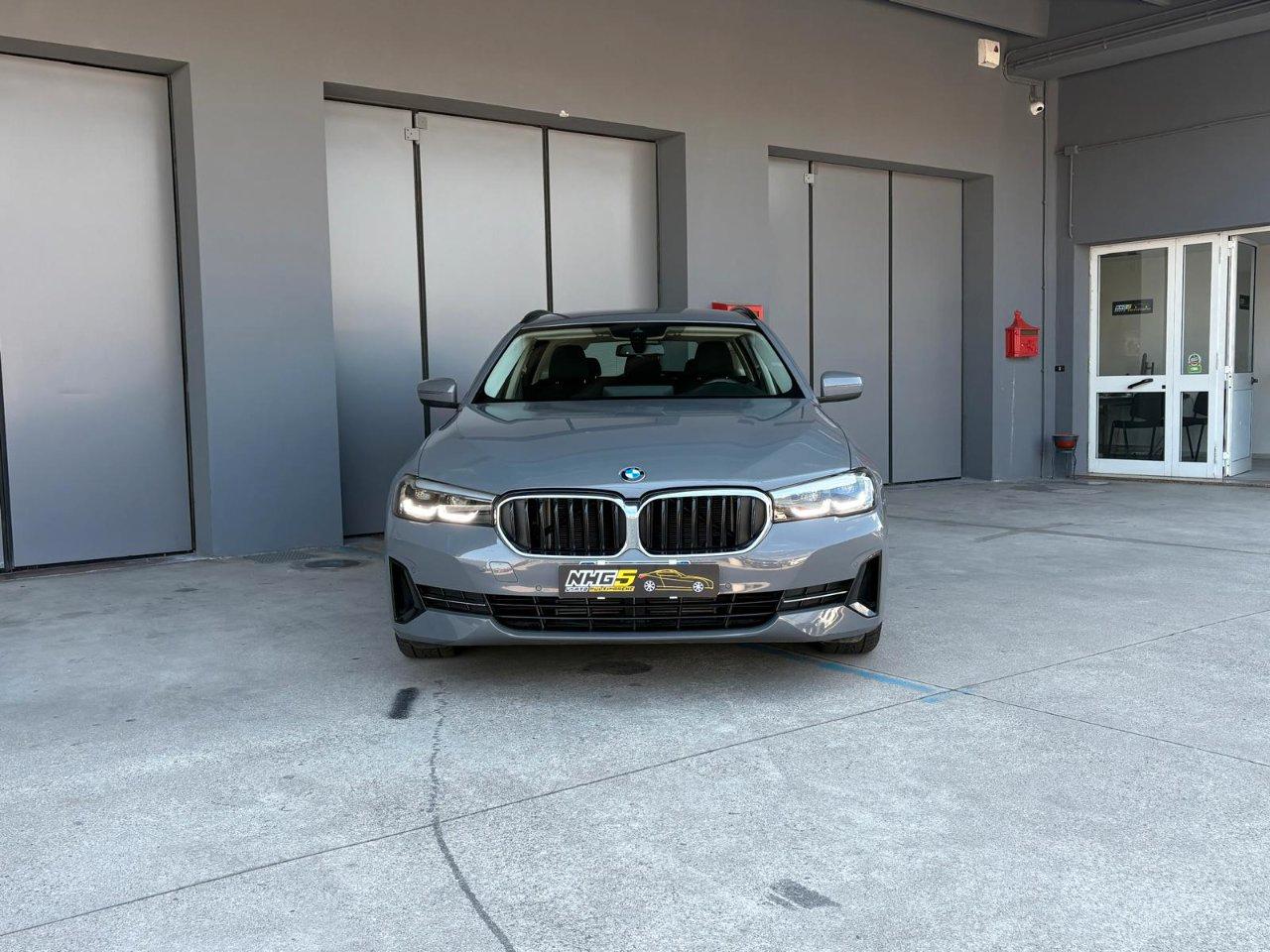 BMW 520 d Touring mhev 48V Business auto