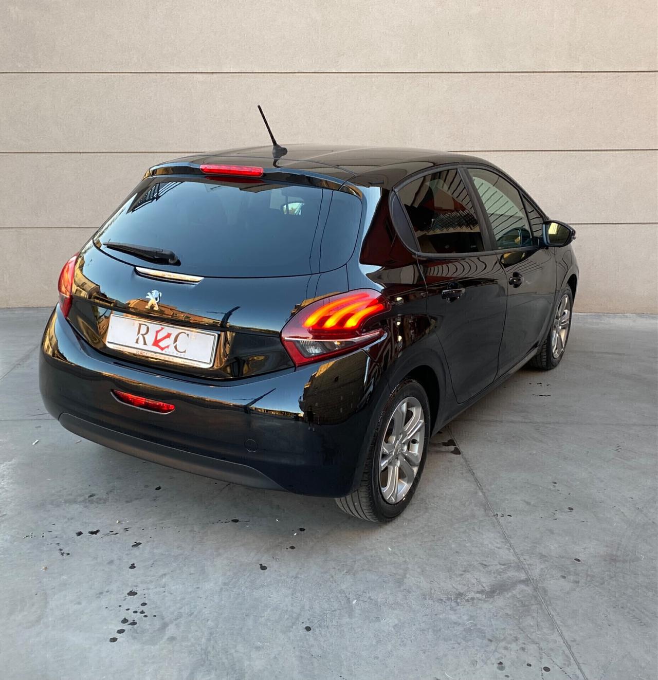 Peugeot 208 Allure 1.2 GPL Anno 2018